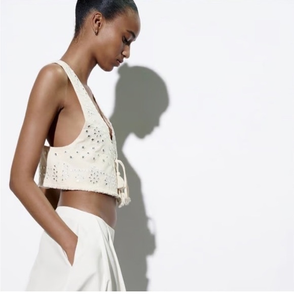 Zara Cream Embroidered Mirror Crop Top - Picture 2 of 16